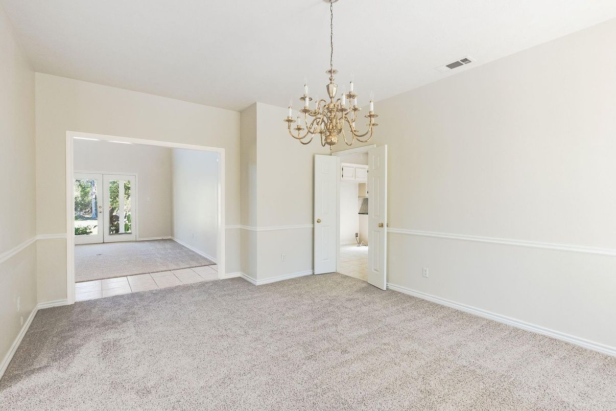 Chandelier, Empty room, Interior
