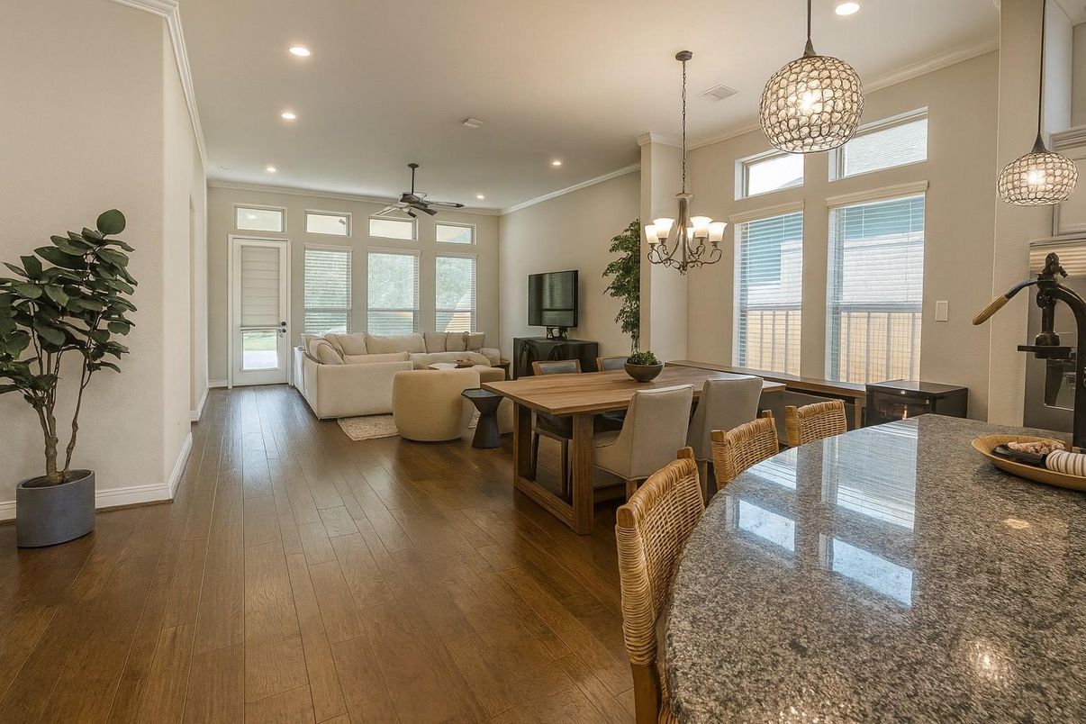 Chandelier, Dining room, Interior, Living room, Pendant Lights, Recessed Lighting, Wood Texture Flooring