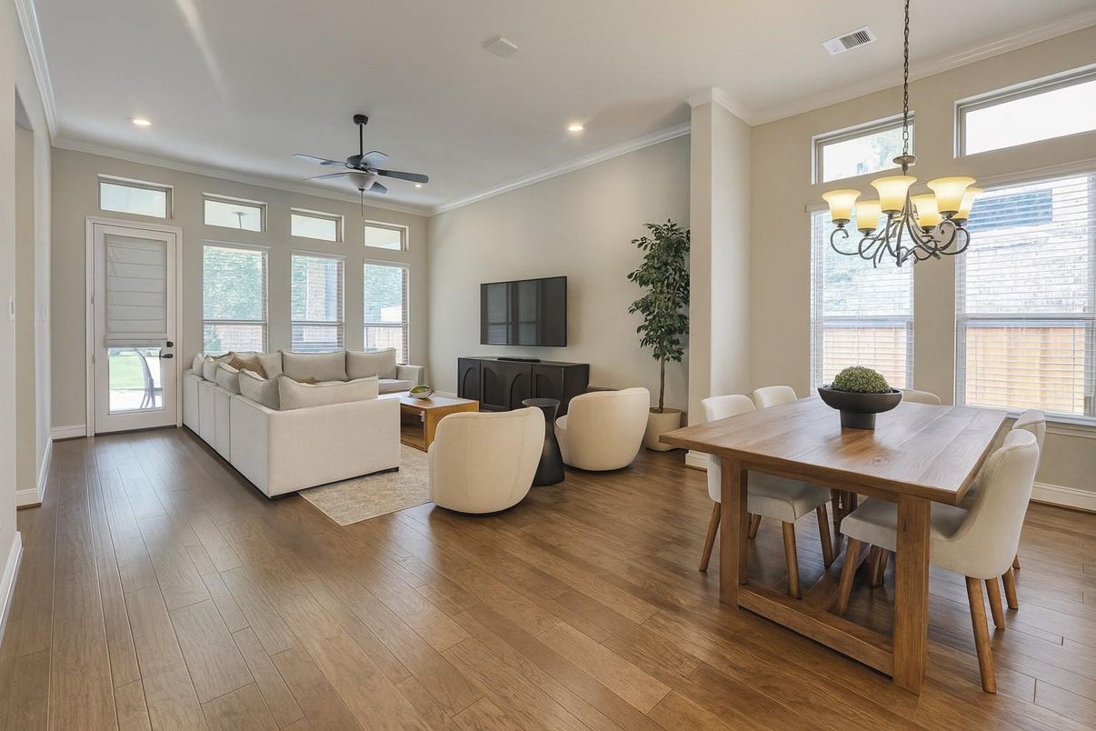 Chandelier, Dining room, Interior, Living room, Recessed Lighting, Wood Texture Flooring