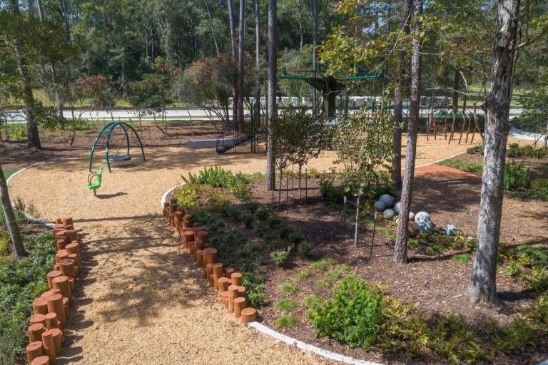 Backyard, Exterior, Playground