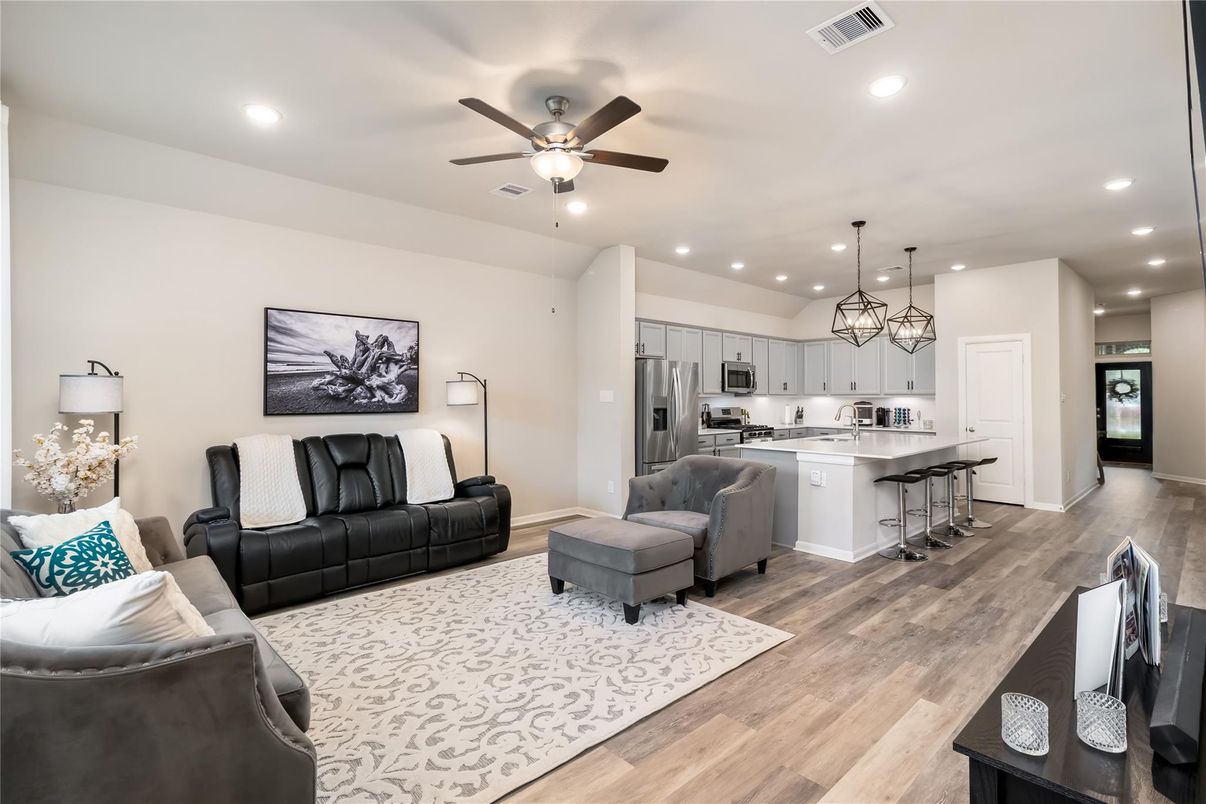 Interior, Kitchen, Living room, Pendant Lights, Recessed Lighting, Stainless Steel Appliances, Wood Texture Flooring