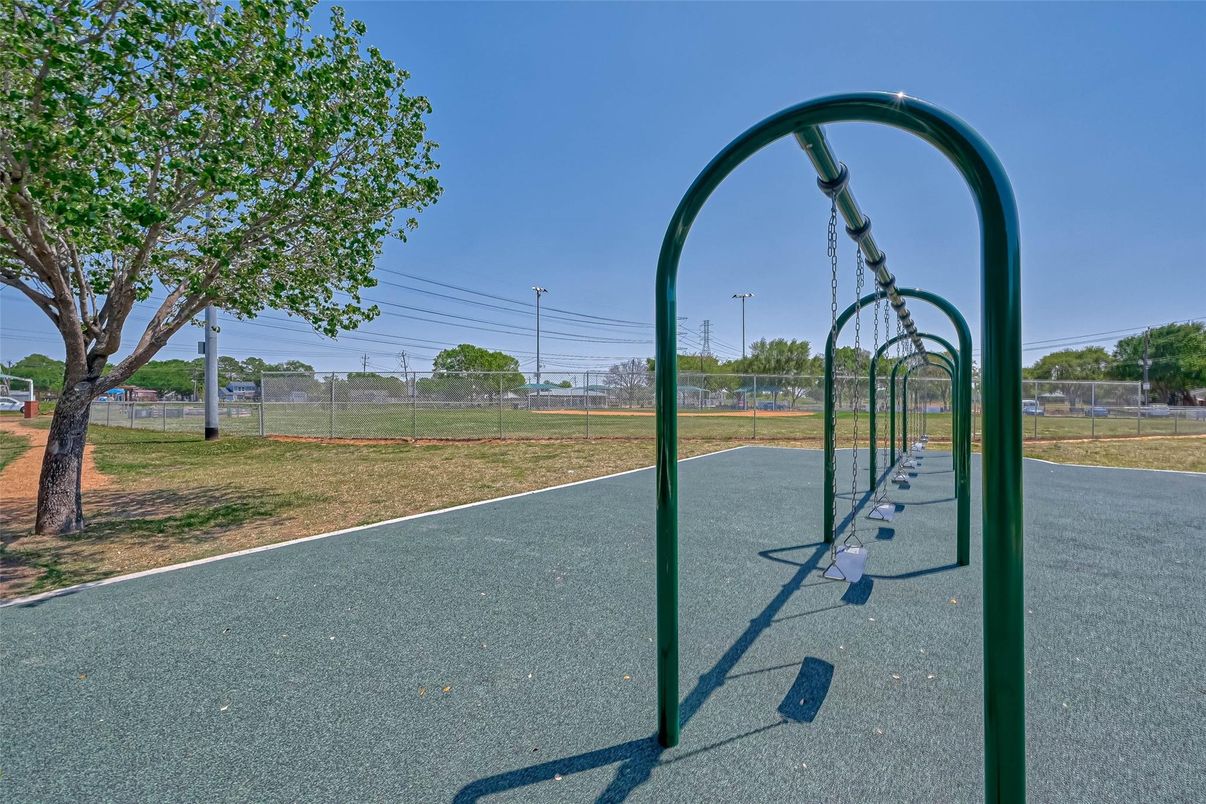 Backyard, Exterior, Playground