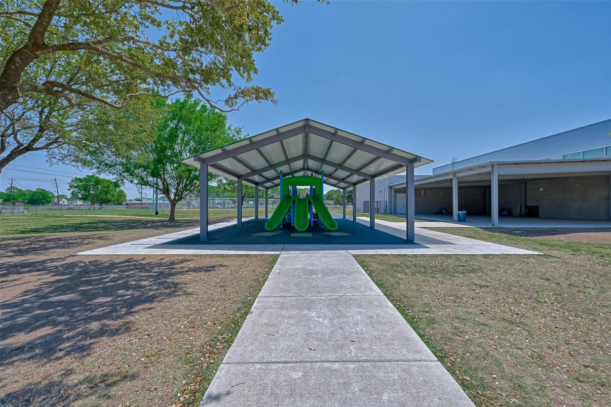 Backyard, Exterior, Playground