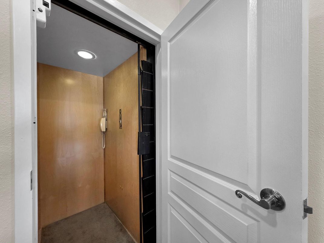 Elevator, Interior, Recessed Lighting