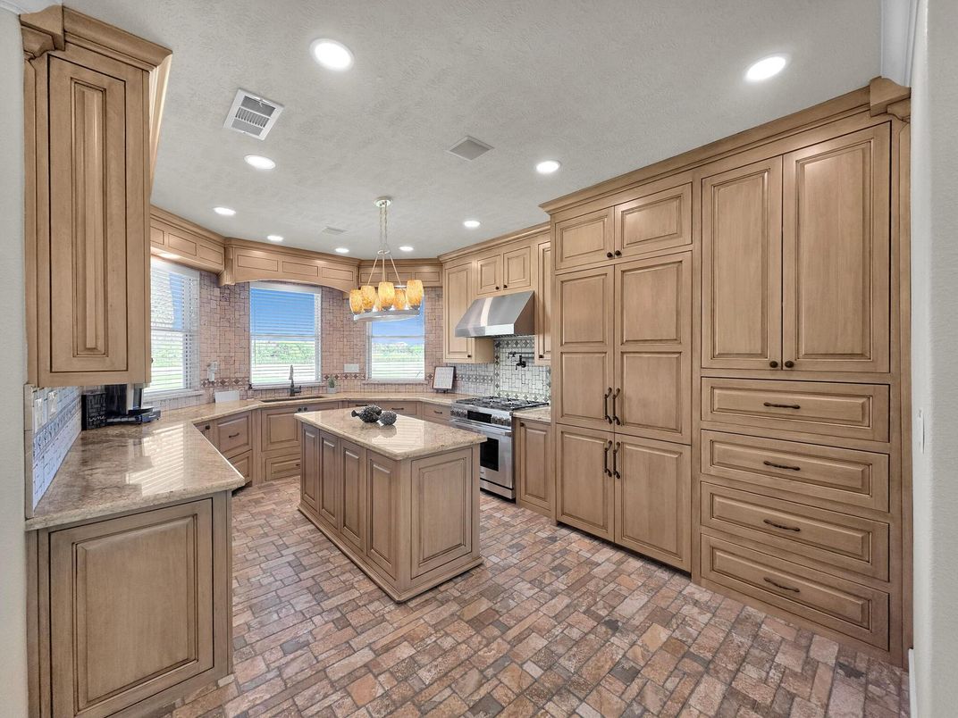 Chandelier, Interior, Kitchen, Pendant Lights, Recessed Lighting