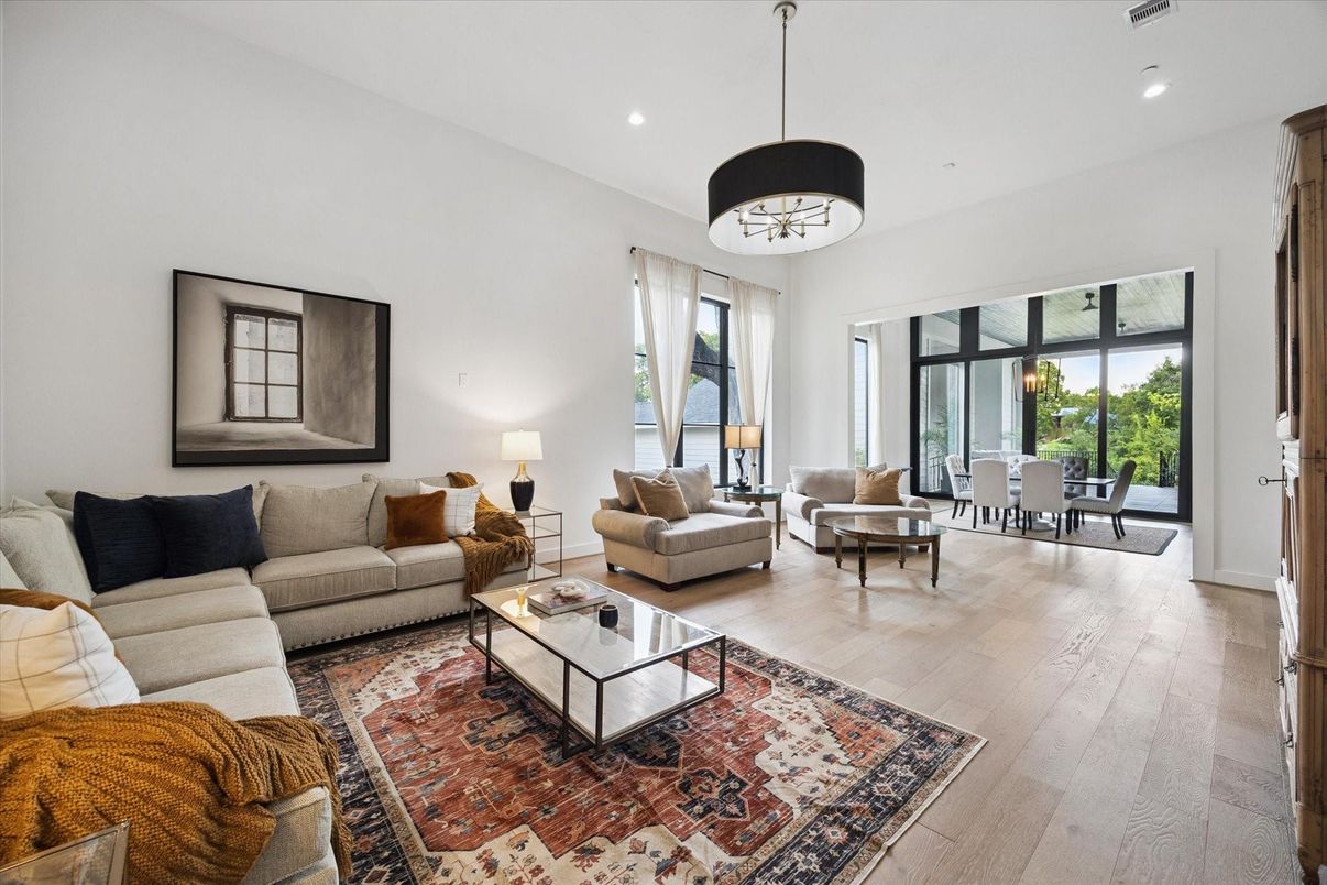 Dining room, Interior, Living room, Pendant Lights, Recessed Lighting, Wood Texture Flooring