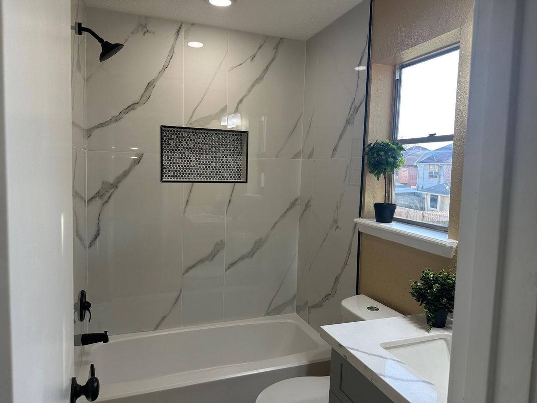 Bathroom, Interior, Marble Walls, Recessed Lighting