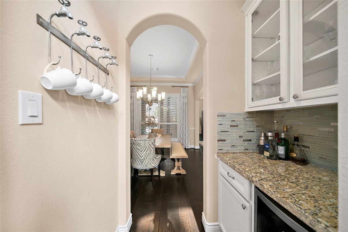 Chandelier, Dining room, Interior, Pendant Lights, Wood Texture Flooring