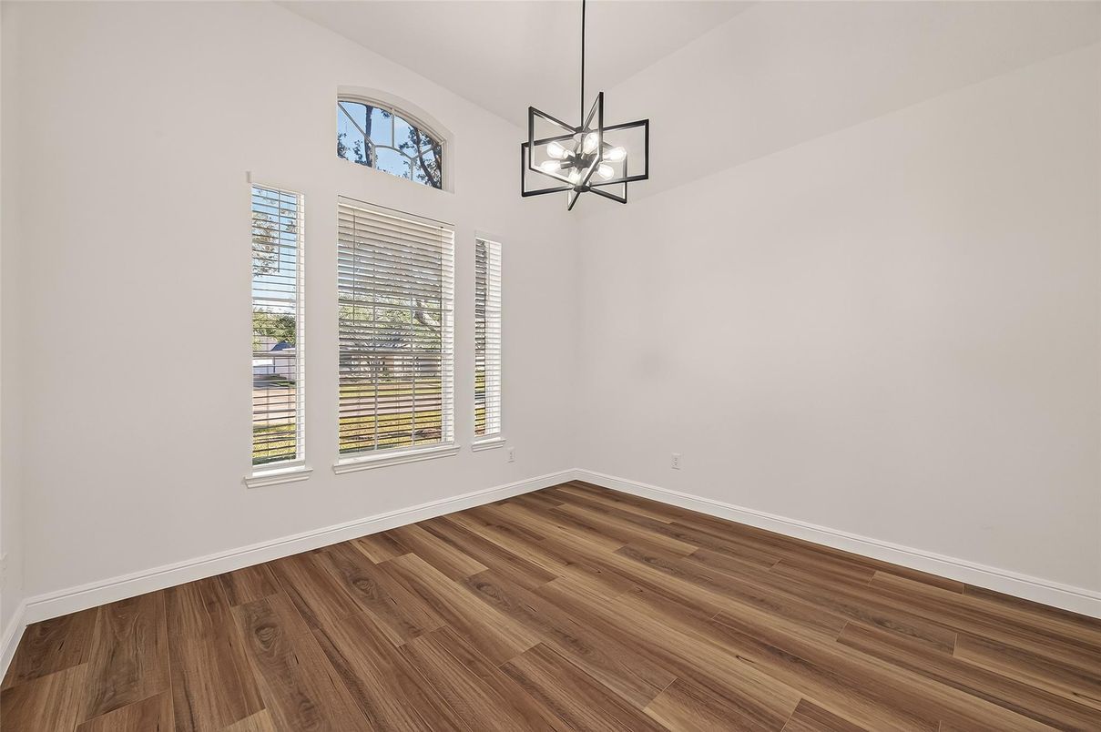 Empty room, Interior, Pendant Lights, Wood Texture Flooring