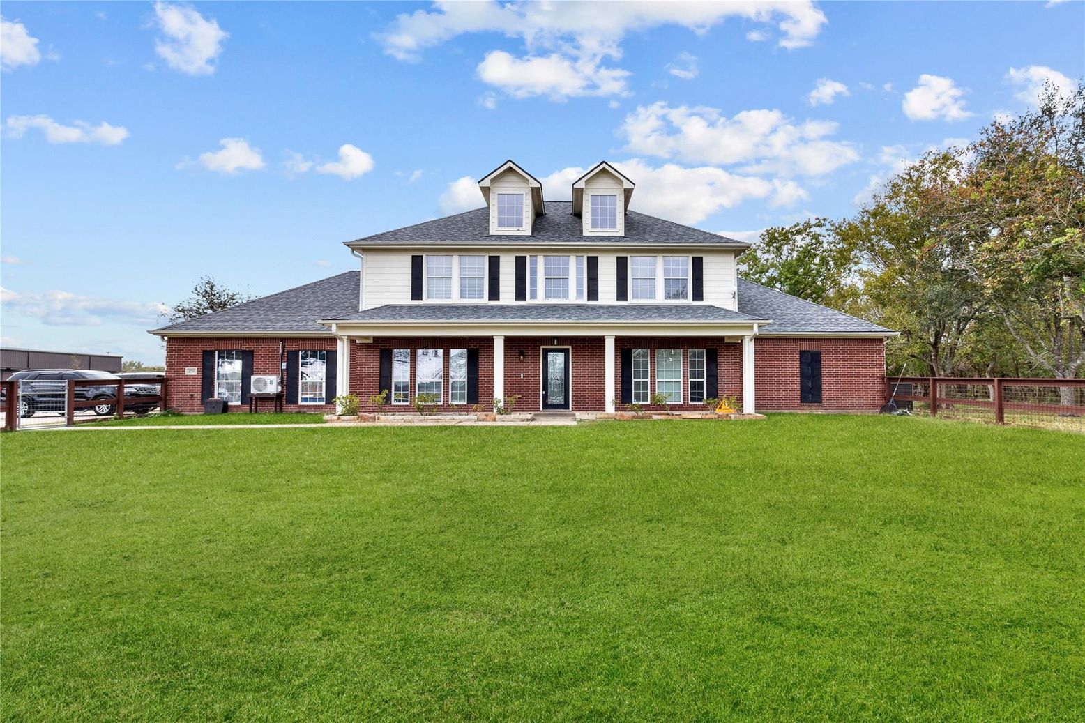 Exterior, Facade, Brick Facade, American Foursquare