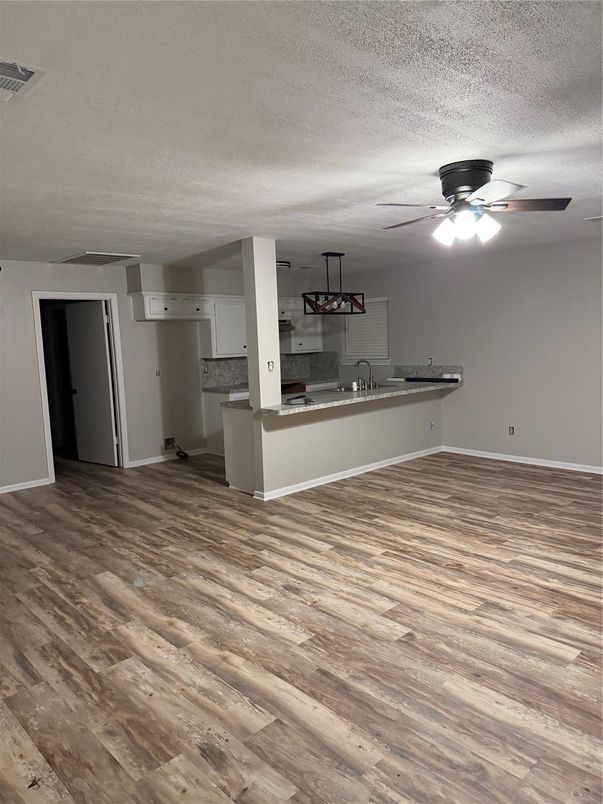 Empty room, Interior, Kitchen, Wood Texture Flooring