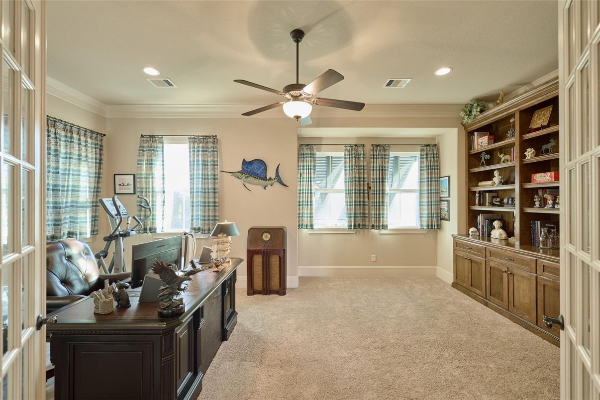 Fitness Equipment, Home Office, Interior, Recessed Lighting