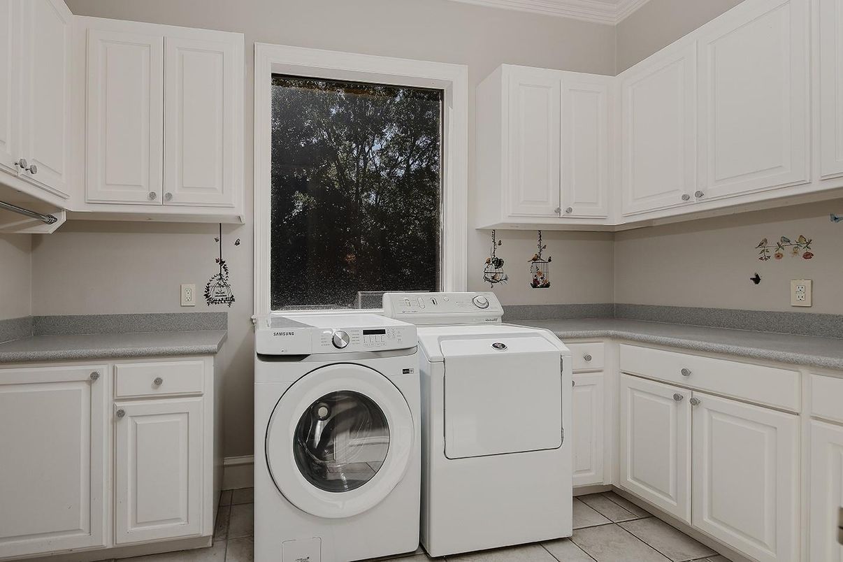 Interior, Washer