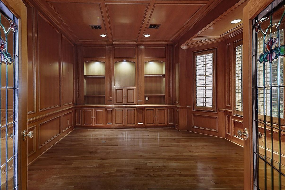Empty room, Interior, Recessed Lighting, Wooden Ceilings, Wood Texture Flooring, Wooden Walls