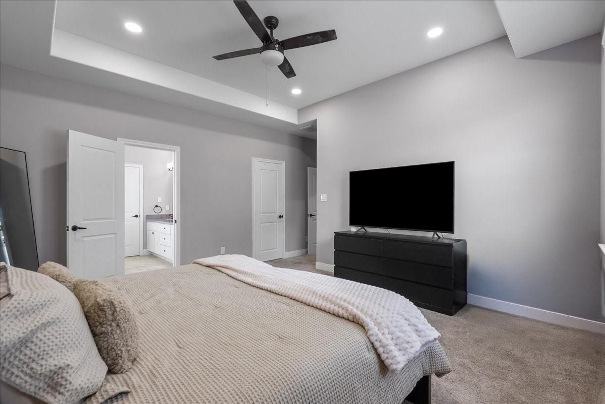 Bedroom, Interior, Recessed Lighting