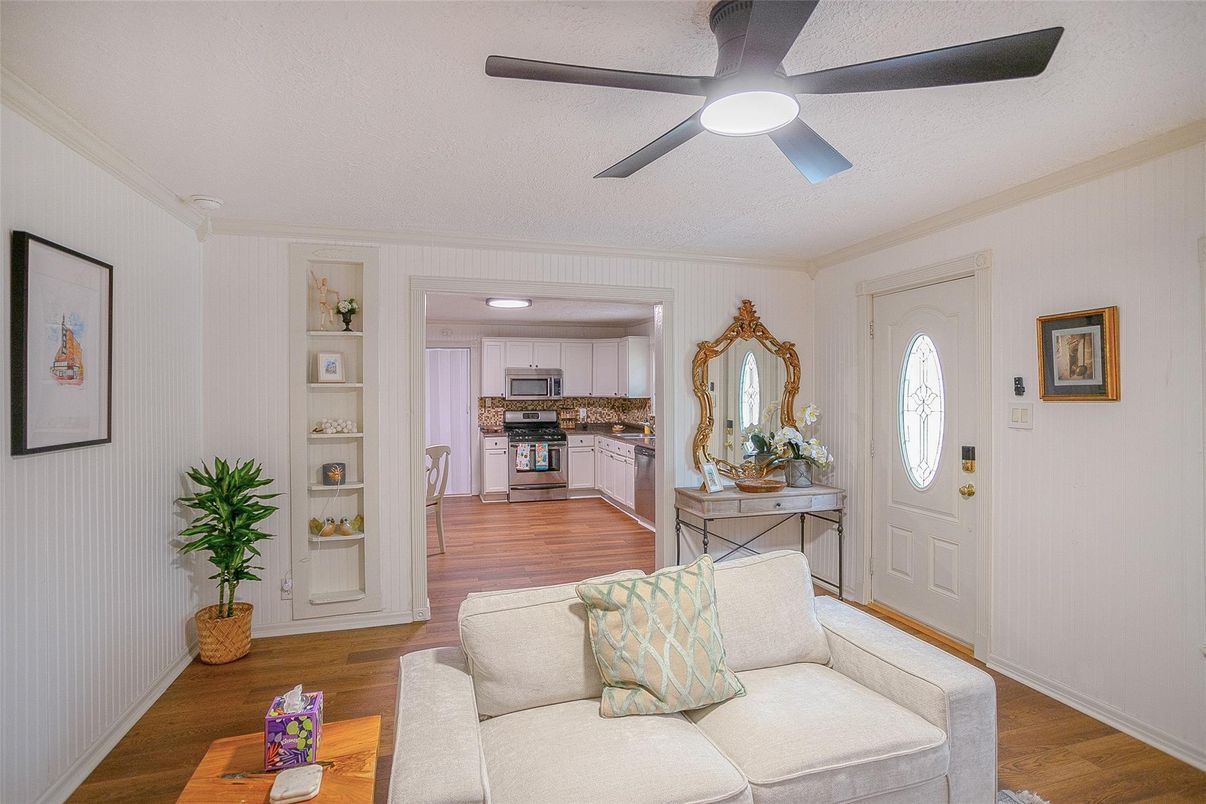 Interior, Kitchen, Living room, Stainless Steel Appliances, Wood Texture Flooring