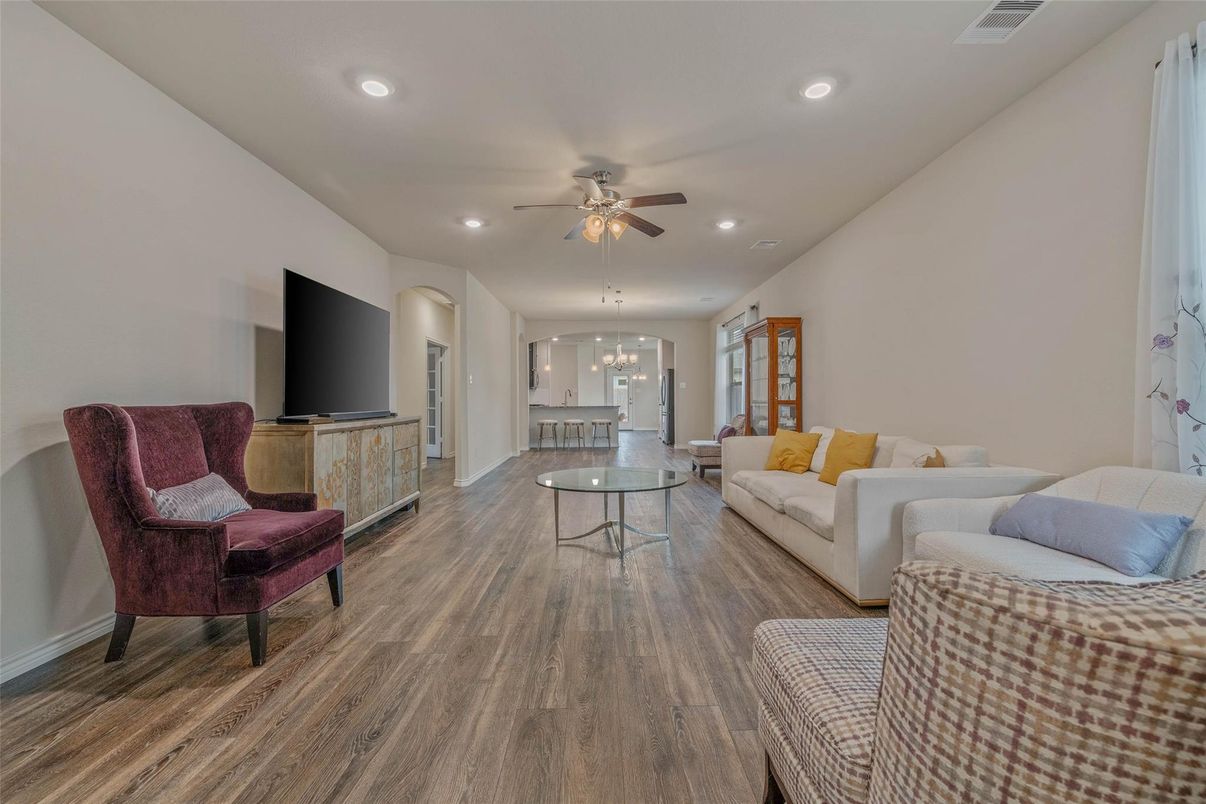 Interior, Living room, Recessed Lighting, Wood Texture Flooring