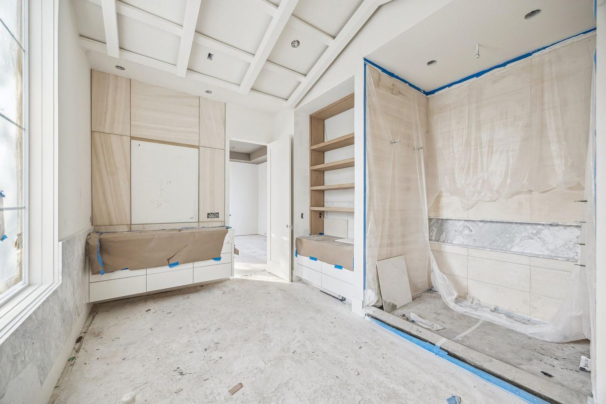 Empty room, Interior, Recessed Lighting