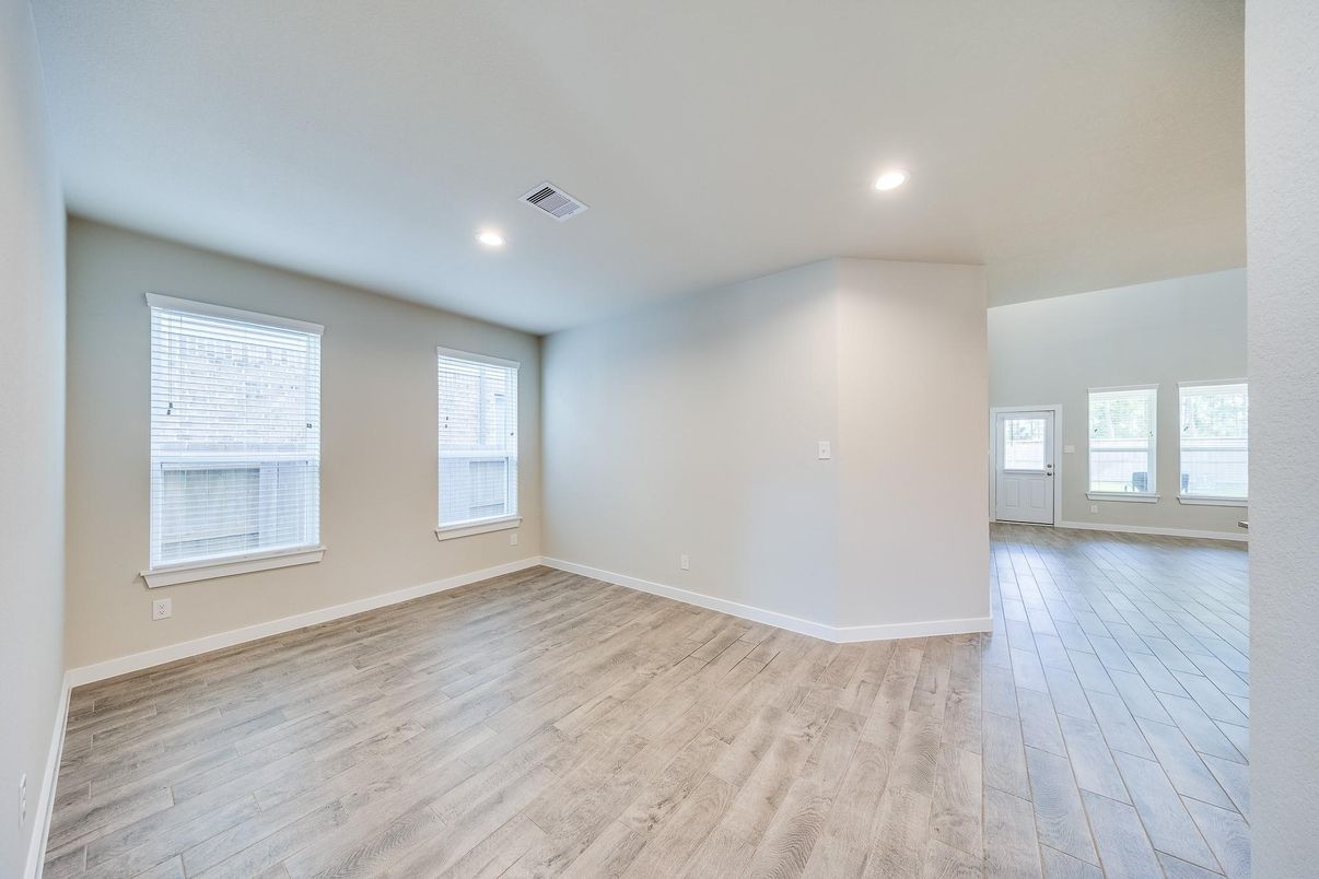 Empty room, Interior, Recessed Lighting, Wood Texture Flooring