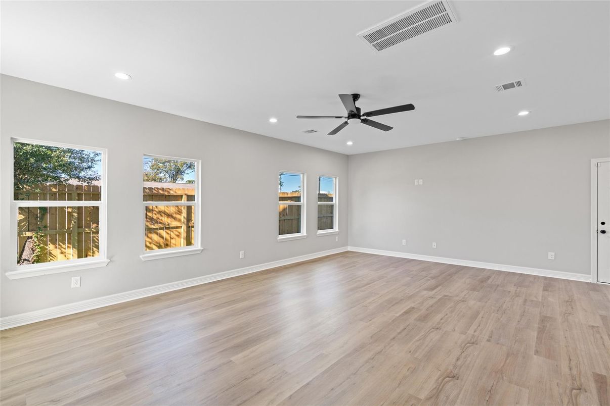 Empty room, Interior, Recessed Lighting, Wood Texture Flooring