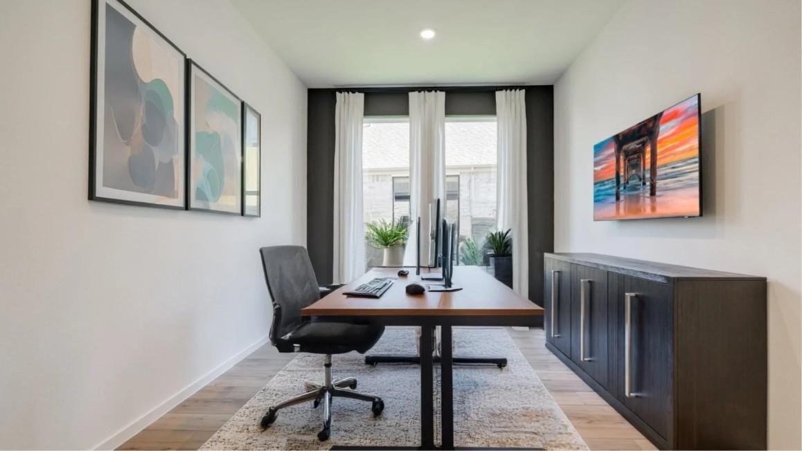 Home Office, Interior, Recessed Lighting, Wood Texture Flooring