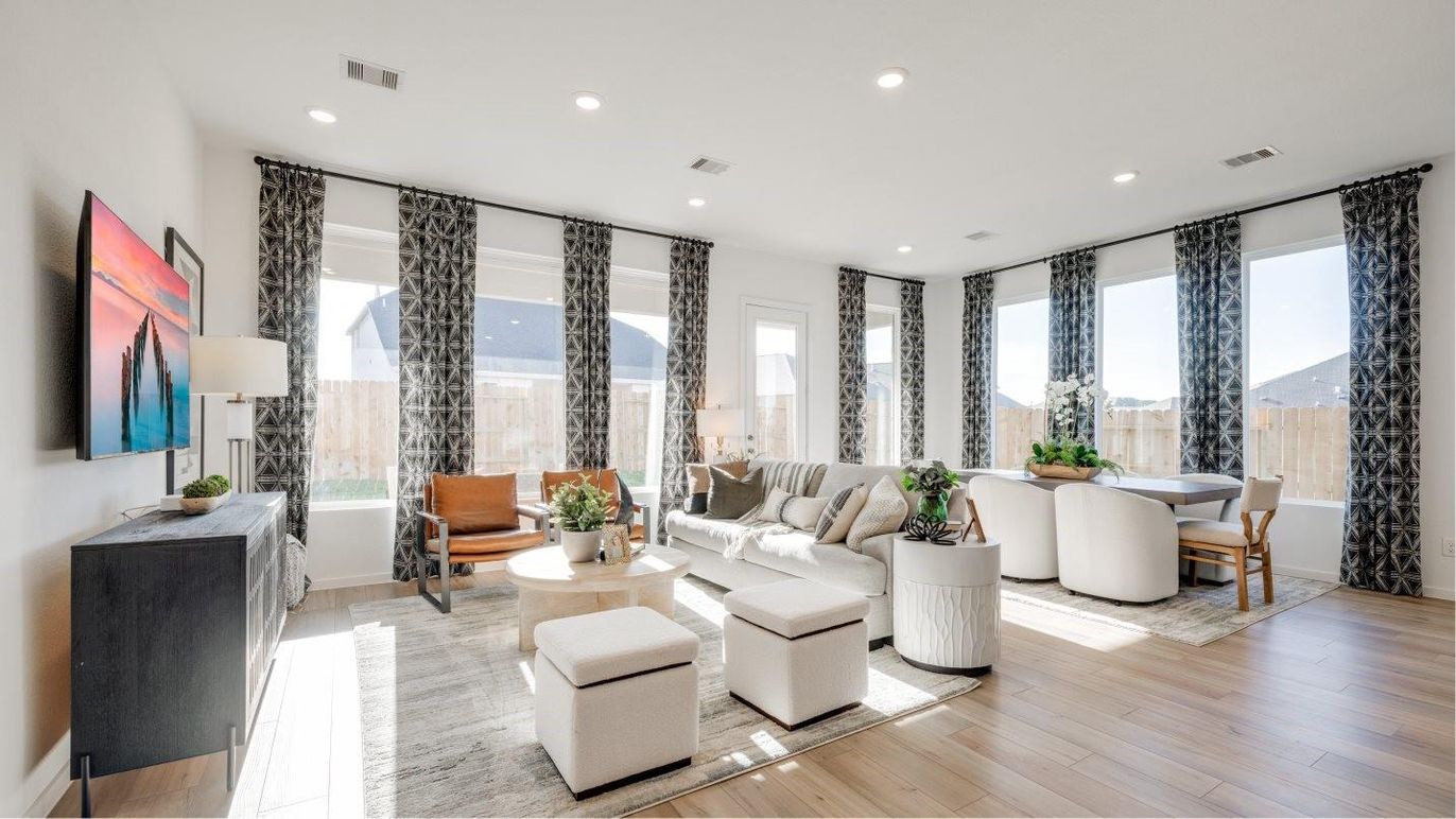 Dining room, Interior, Living room, Recessed Lighting, Wood Texture Flooring