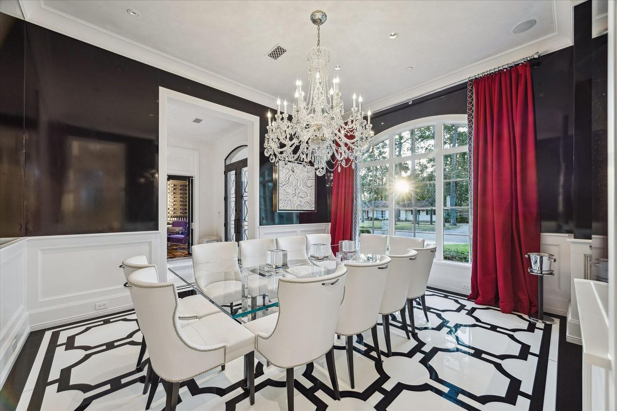 Chandelier, Dining room, Interior, Recessed Lighting