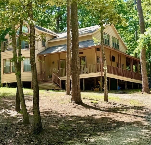 Exterior, Facade, Queen Anne Victorian