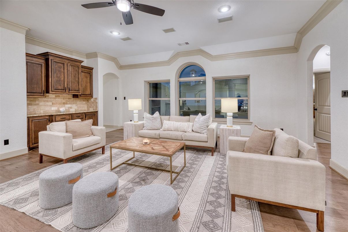 Interior, Living room, Recessed Lighting, Wood Texture Flooring