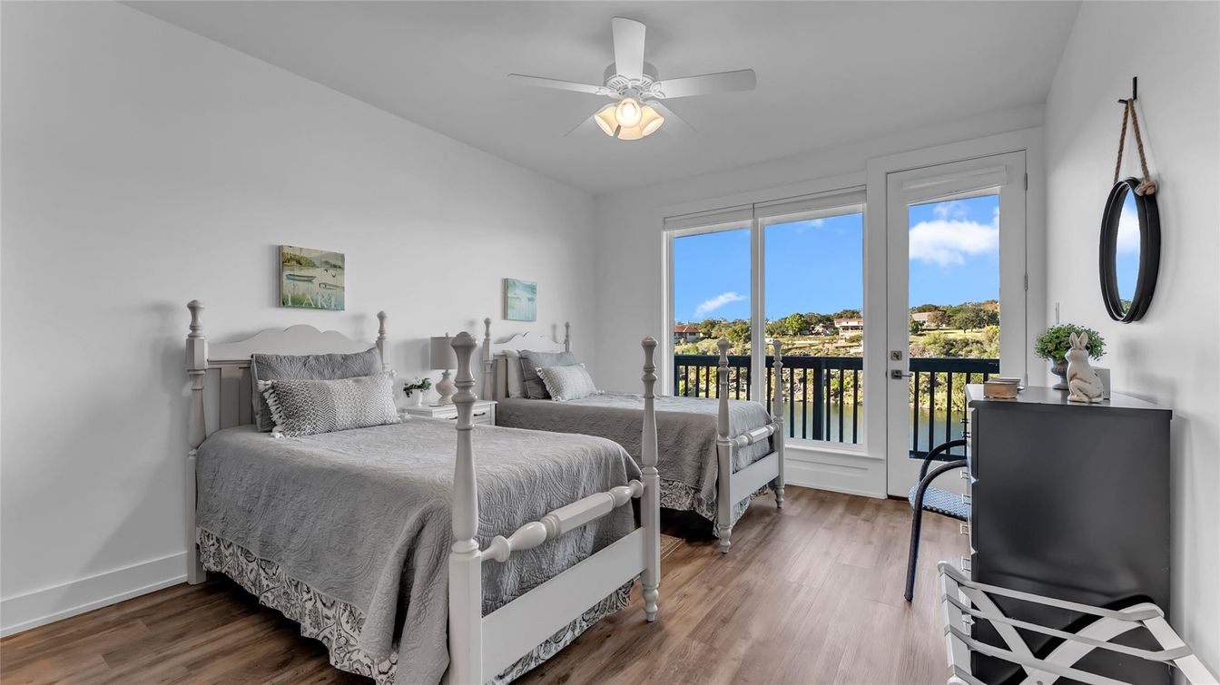 Bedroom, Interior, Water, Wood Texture Flooring