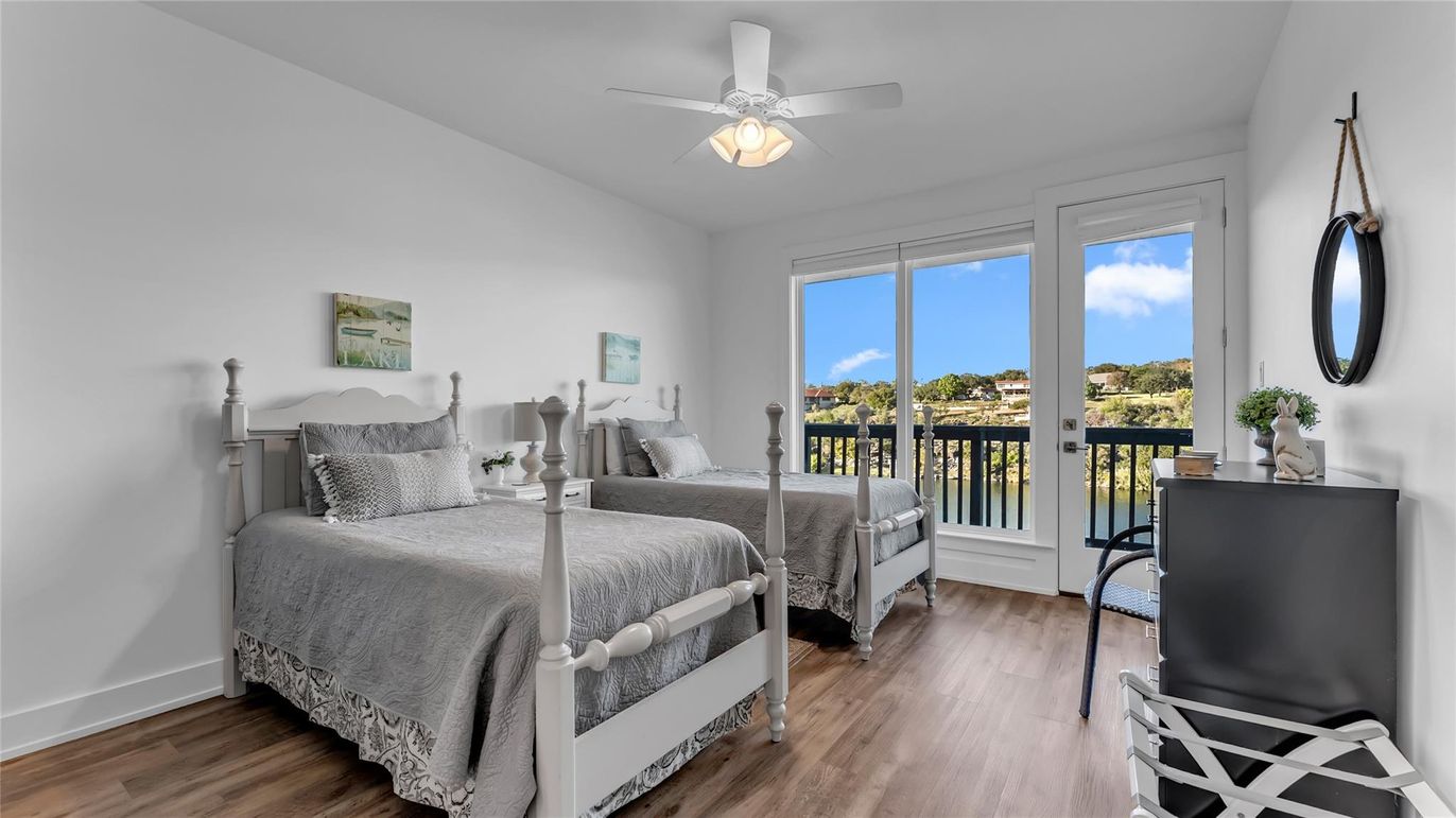 Bedroom, Interior, Water, Wood Texture Flooring