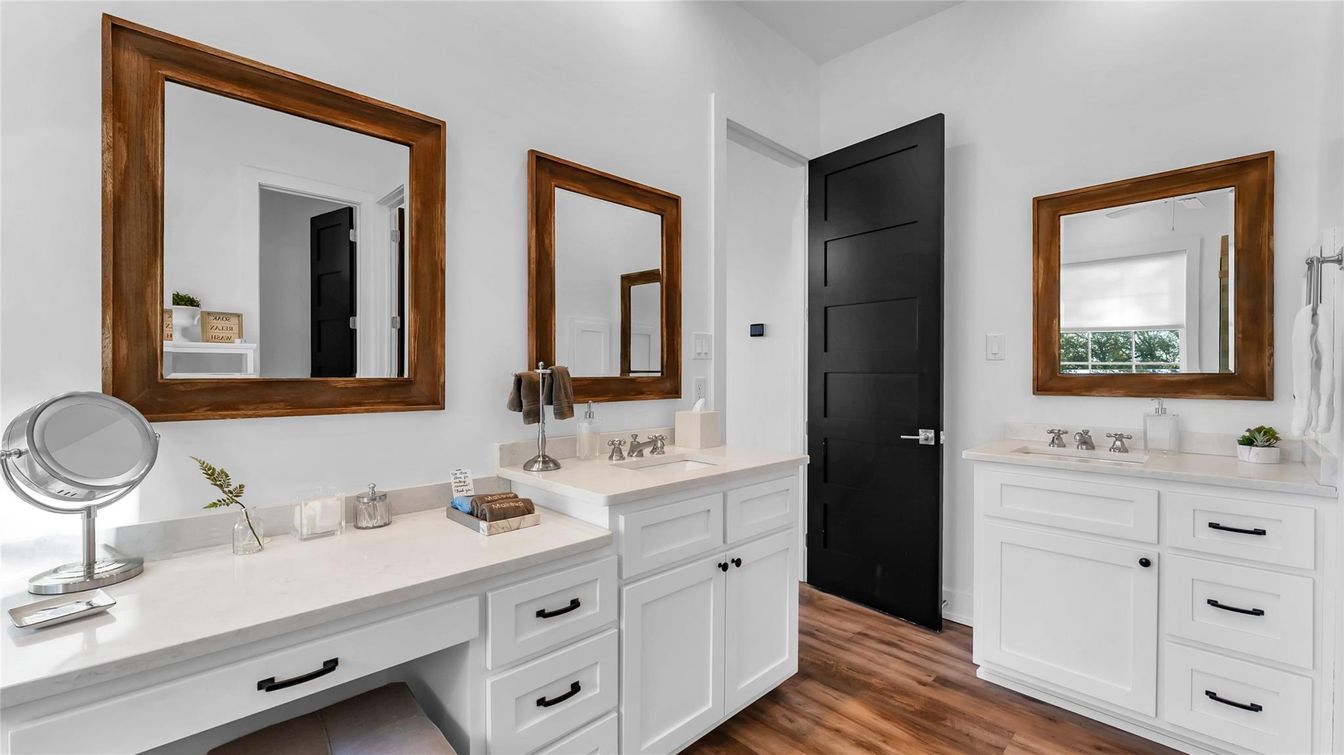 Bathroom, Dual Sink Vanities, Interior, Wood Texture Flooring