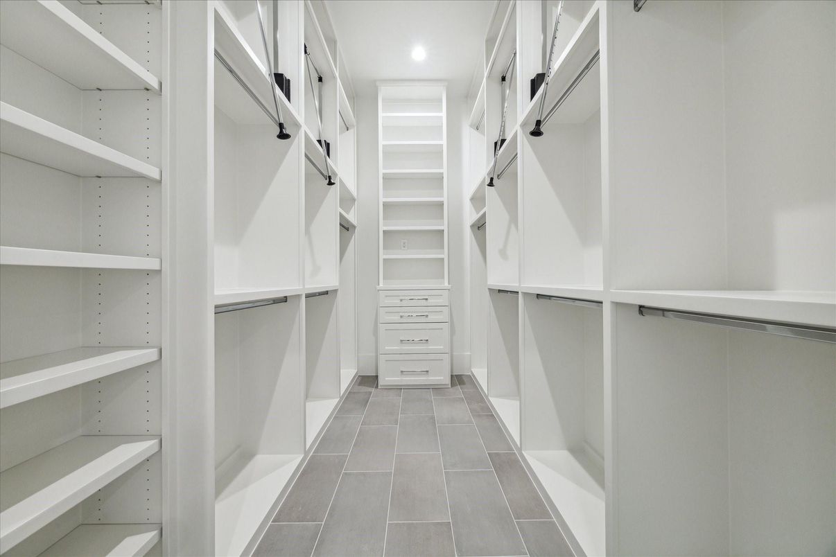 Interior, Recessed Lighting, Walk-in Closets