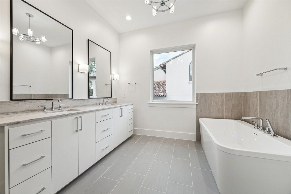 Bathroom, Dual Sink Vanities, Free Standing Baths, Interior, Pendant Lights, Recessed Lighting