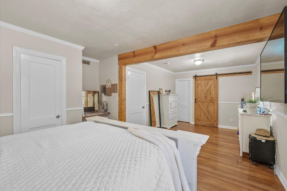 Bedroom, Interior, Wooden Beams, Wood Texture Flooring