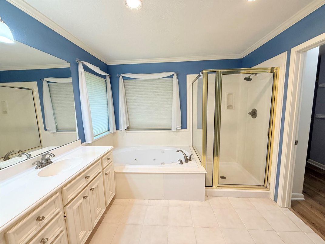Bathroom, Dual Sink Vanities, Glass Shower, Interior, Recessed Lighting