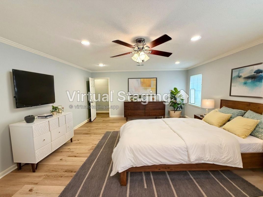 Bedroom, Interior, Recessed Lighting, Wood Texture Flooring