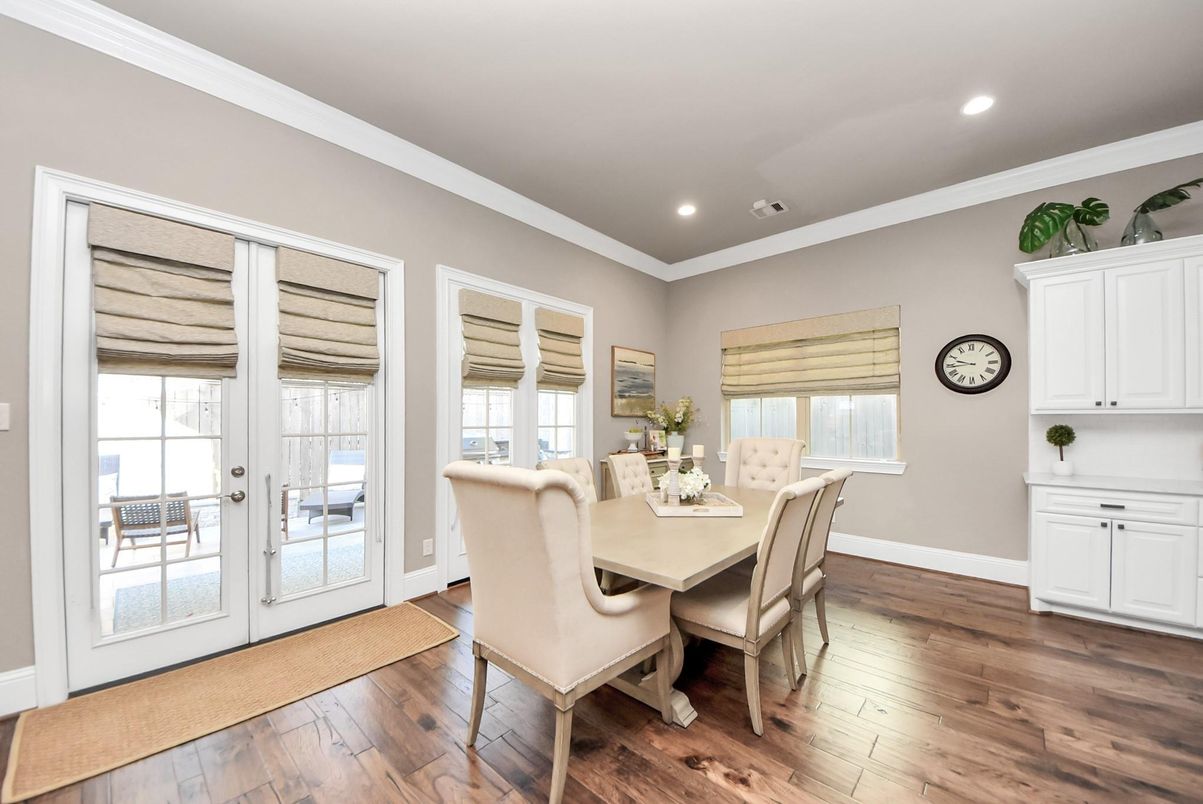 Dining room, Interior, Recessed Lighting, Wood Texture Flooring