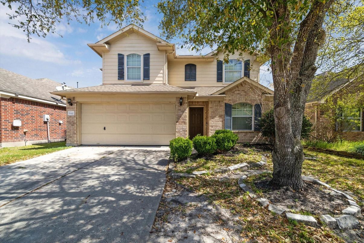 Attached, Exterior, Facade, Brick Facade, Brick Traditional