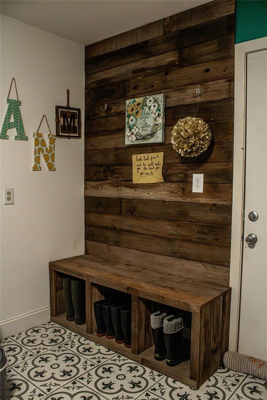 Interior, Wooden Walls