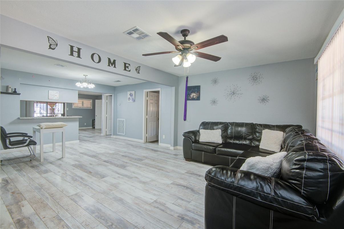Chandelier, Interior, Living room, Wood Texture Flooring