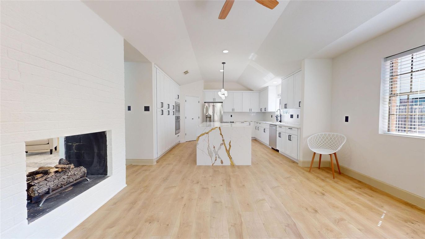 Fireplace, Interior, Kitchen, Pendant Lights, Recessed Lighting, Wood Texture Flooring