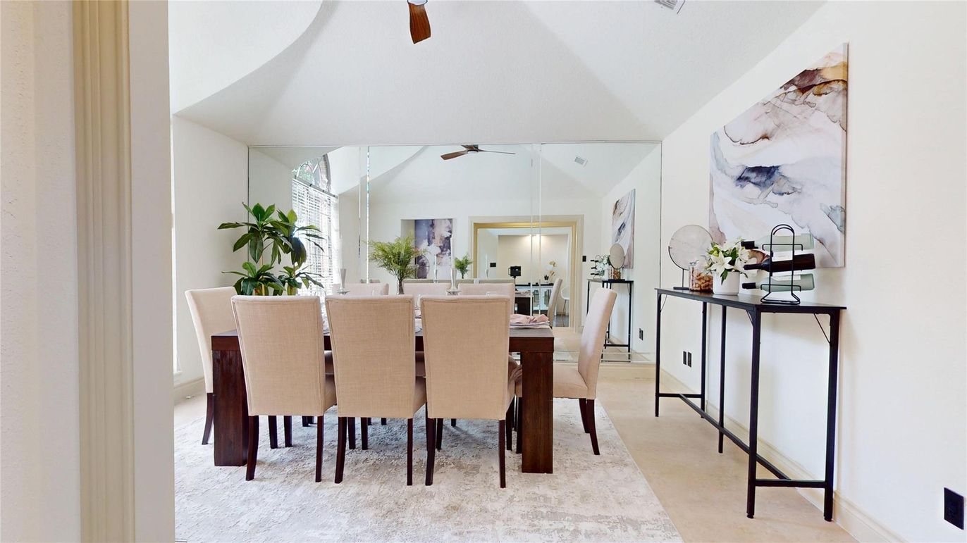 Dining room, Interior, Pendant Lights