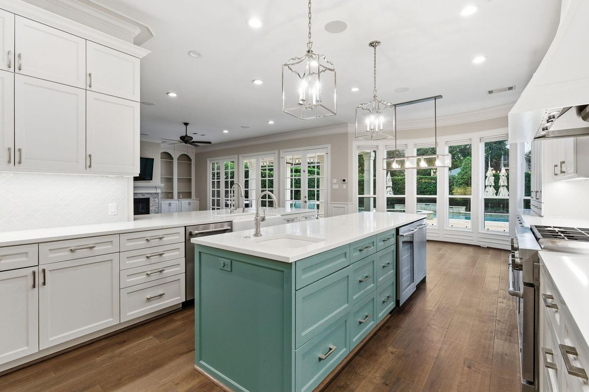 Interior, Kitchen, Pendant Lights, Recessed Lighting, Wood Texture Flooring