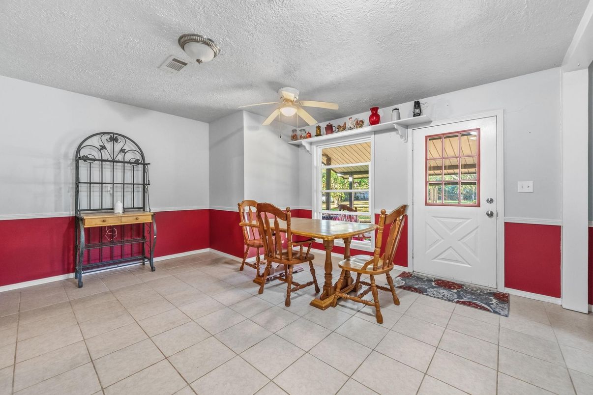 Dining room, Interior