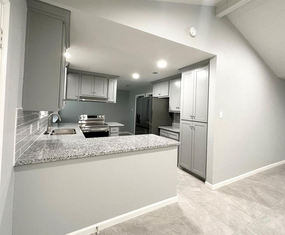 Interior, Kitchen, Recessed Lighting