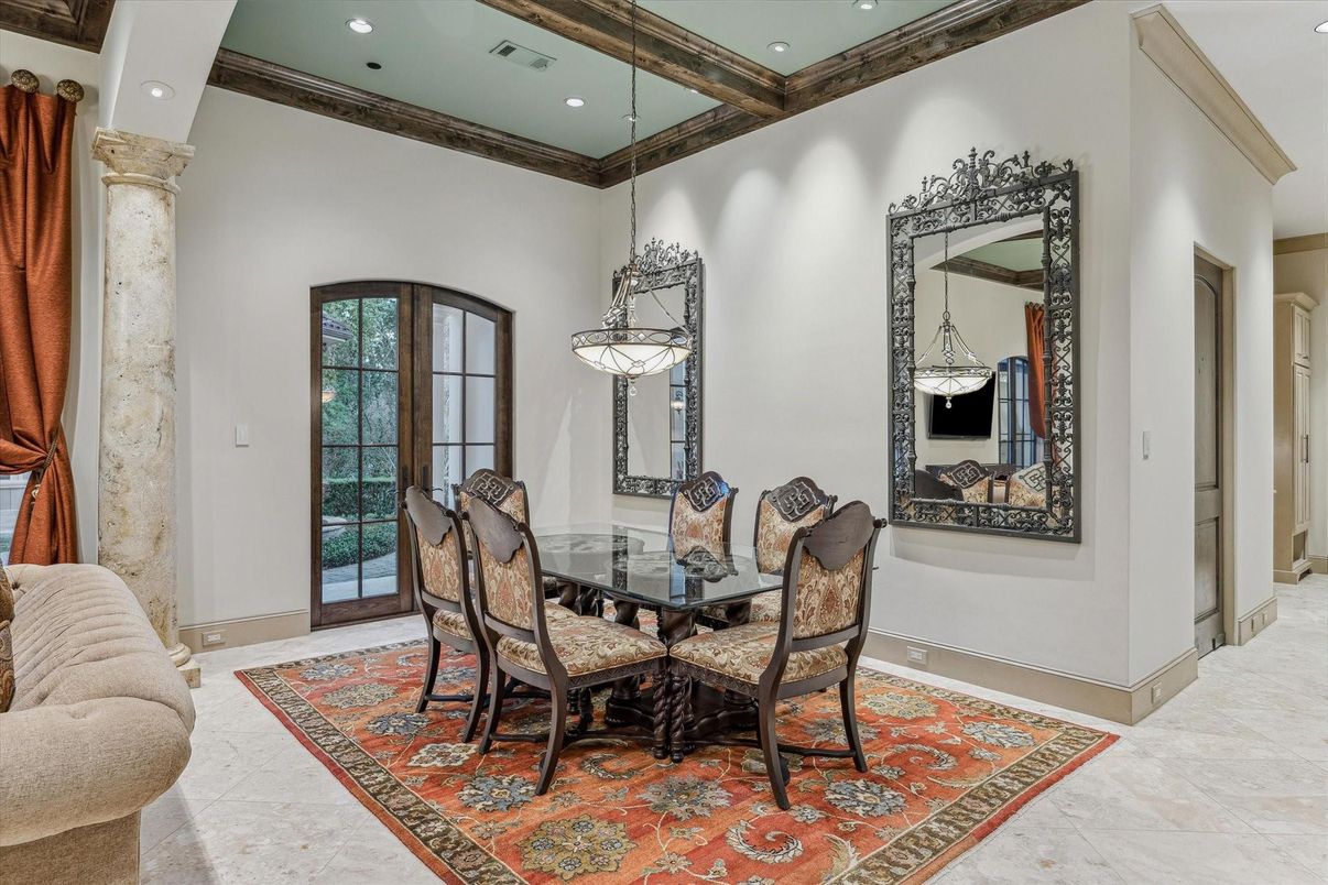 Dining room, Interior, Pendant Lights, Recessed Lighting, Wooden Beams