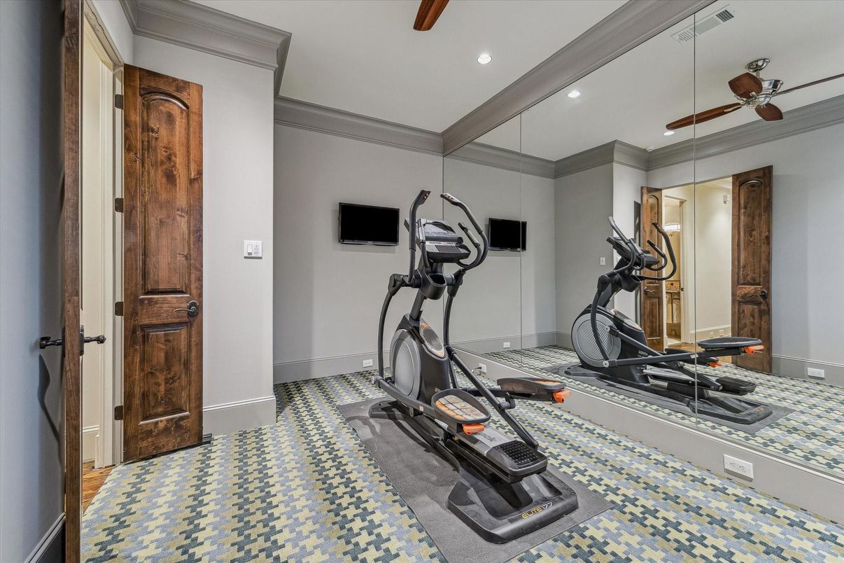 Fitness Equipment, Interior, Recessed Lighting