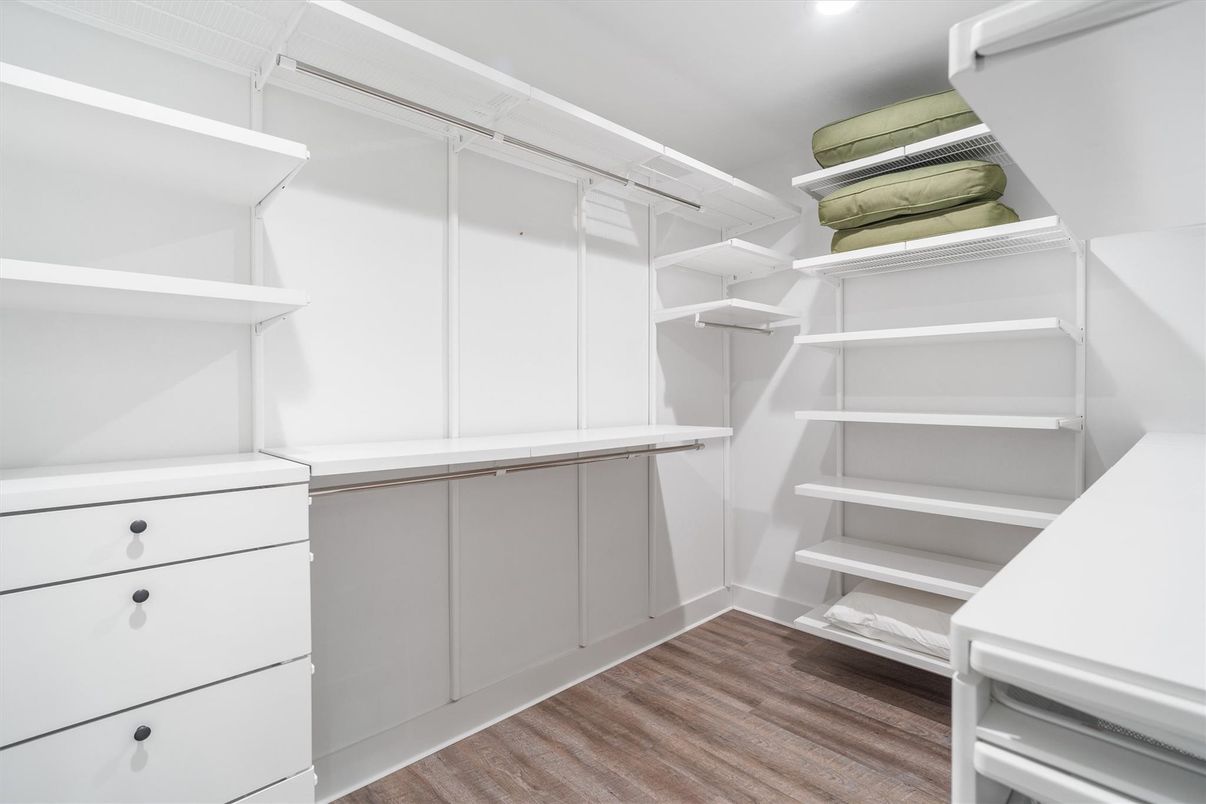 Interior, Recessed Lighting, Walk-in Closets, Wood Texture Flooring