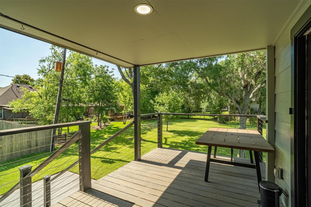 Exterior, Sun Room, Wood Texture Flooring